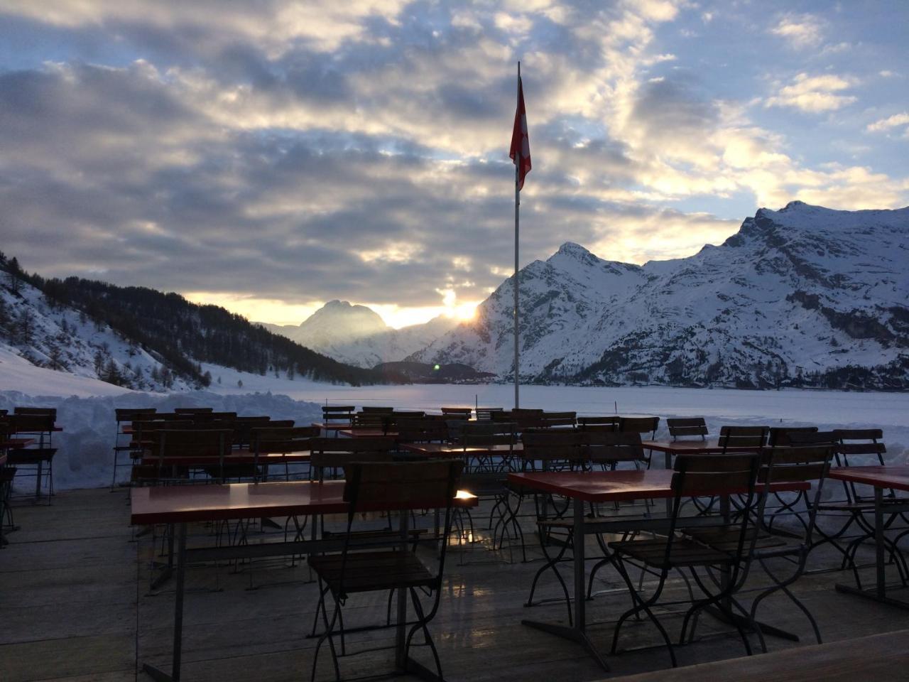 Hotel Ristorante Lagrev Maloja Exterior photo